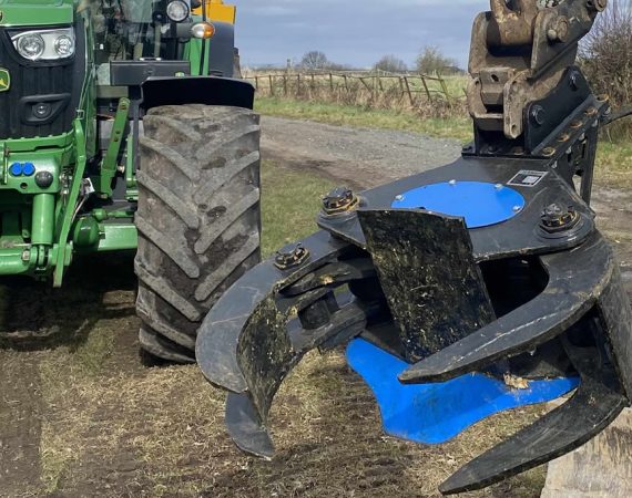 Tractor and digger