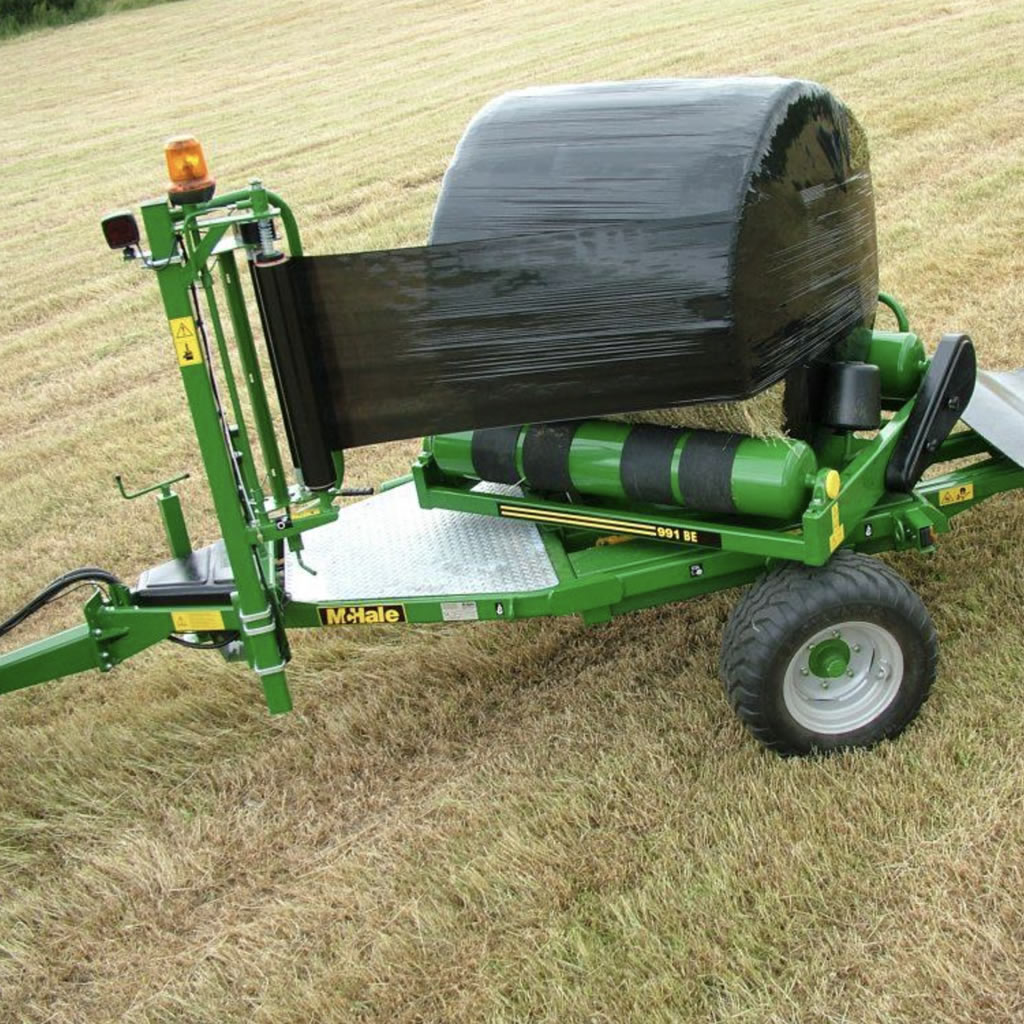 Wrapping hay bale